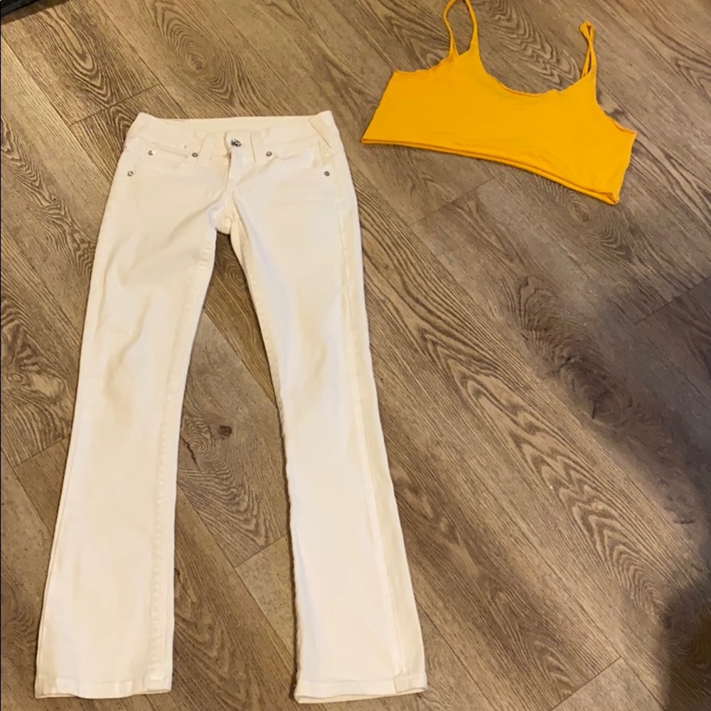 True Religion Withe Geans - image 1